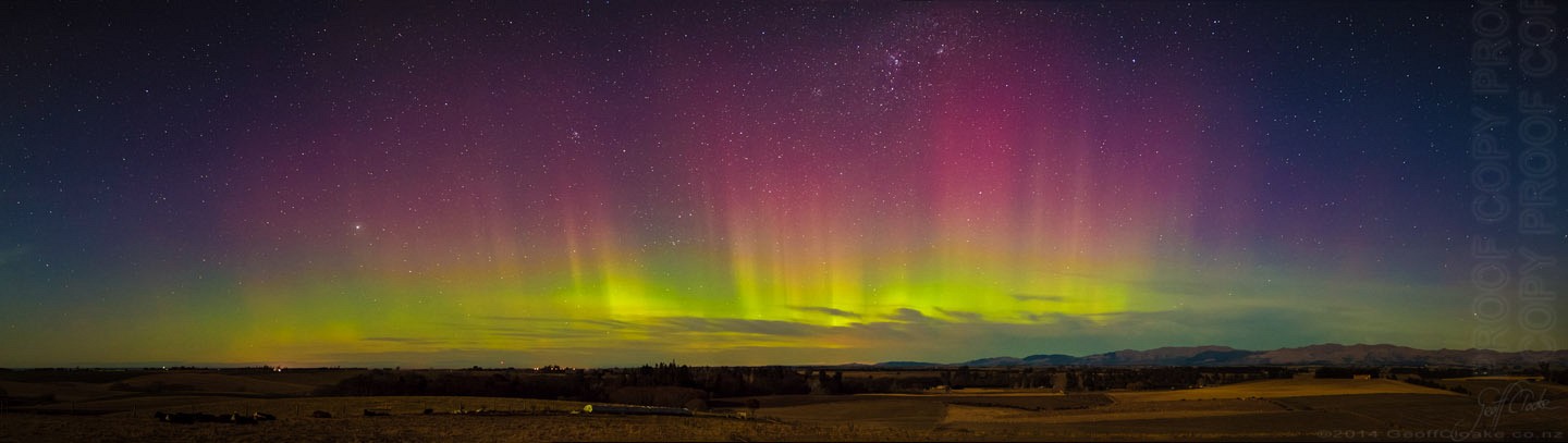  aurora australis over south canterbury t0081p 20140106 2044980352